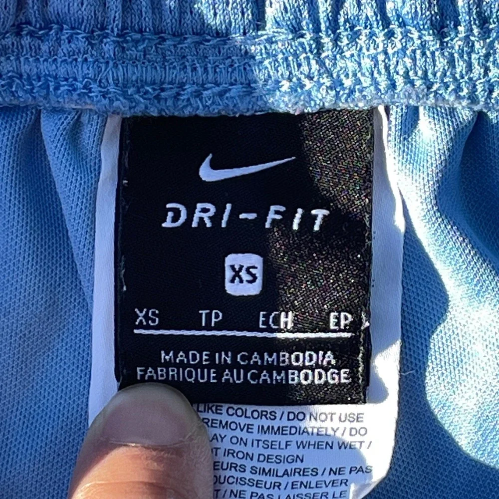 Nike Shorts Women XS Light Blue Surfing Running AJ1243-448 Dri-FIT Athletic
